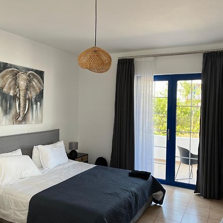 Elefanti Nani Apartment Livadia  Екстериор снимка